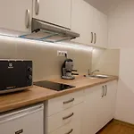 Mecset Apartahotel