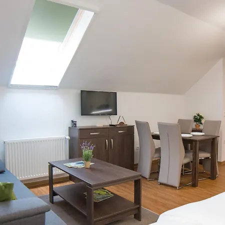 Aparthotel Mecset Eger