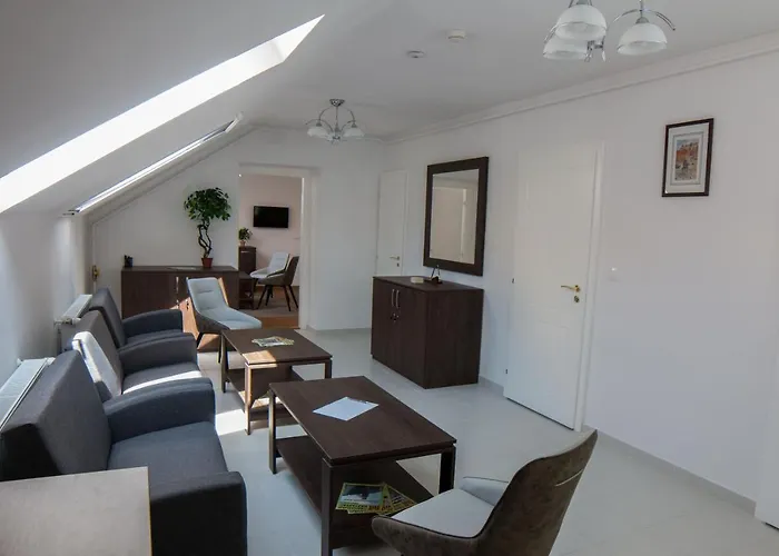 Mecset Appart hôtel Eger