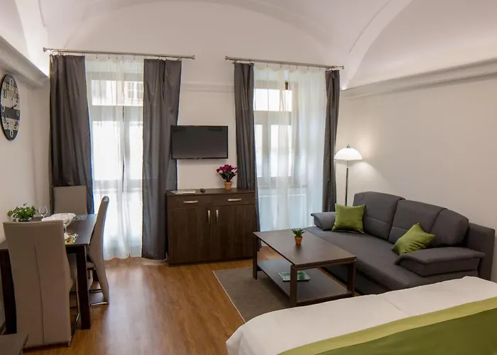 Mecset Appart hôtel Eger